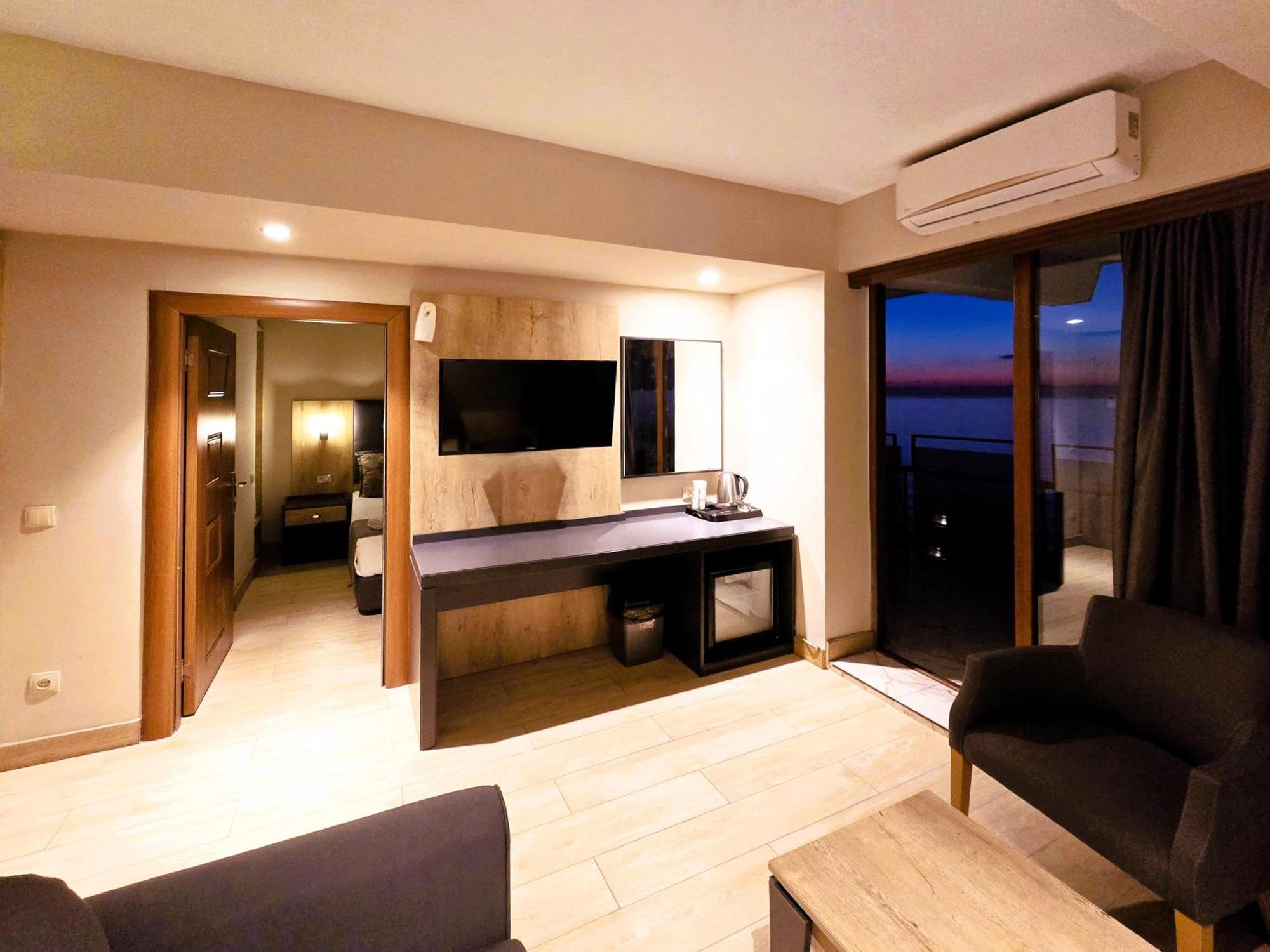 Ashtal Beach Hotel Batumi Luaran gambar